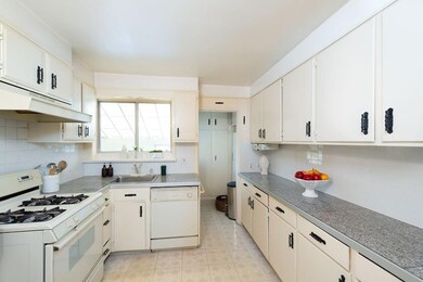 1007 Walnut St, Newton Highlands, MA 02461 - photo 5