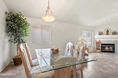 06-Dining Area