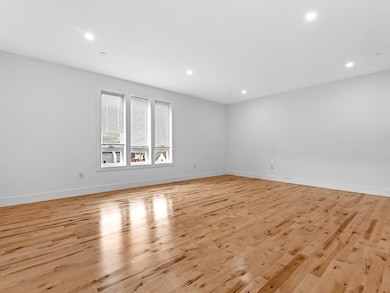 178 Washington Ave unit 303, Chelsea, MA 02150 - photo 7