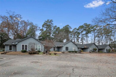 2107 Wexford Oaks Ct, Fayetteville, NC 28303 - photo 4