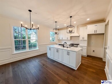 724 Caledonia Ct, Florence, SC 29501 - photo 2