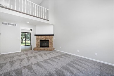 14927 Riggs St, Overland Park, KS 66223 - photo 5