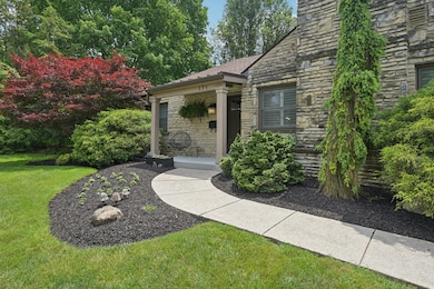 8-print-W Riverglen Dr-1106-008