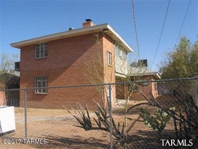 1715 Waverly 6