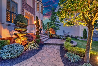 041_TWILIGHT ENTRANCE