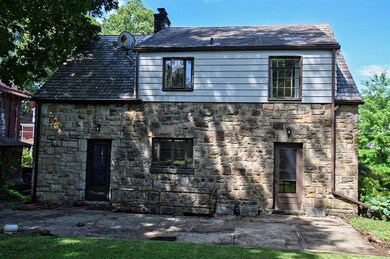 422 5th Ave, New Kensington, PA 15068 - photo 2