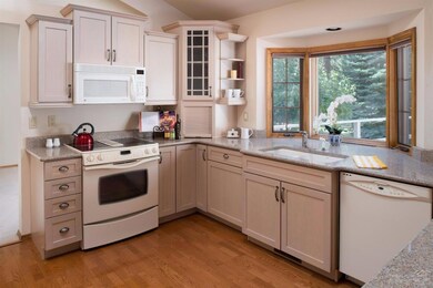 60635 Thunderbird, Bend, OR 97702 - photo 7