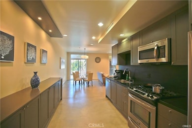 133 S Los Robles Ave unit 405, Pasadena, CA 91101 - photo 5