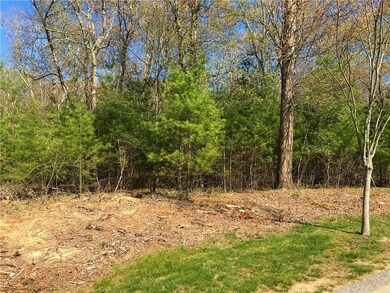 42 Midnight Ct, Saunderstown, RI 02874 - photo 5