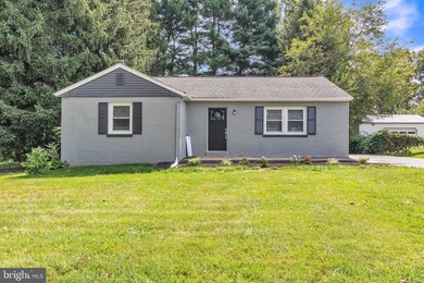 304 Heston Ave, Norristown, PA 19403 - photo 2