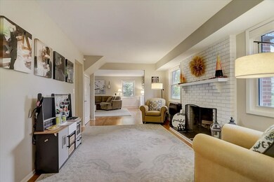 1913 Northfield Ct, Naperville, IL 60565 - photo 6