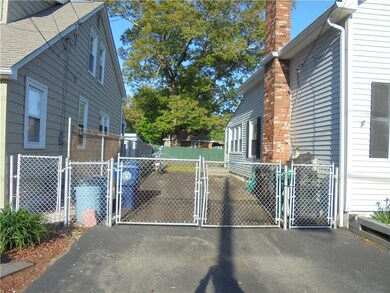 64 Uncas St, Warwick, RI 02889 - photo 2