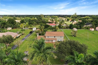 15431 SW 31st St, Davie, FL 33331 - photo 2