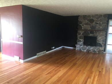 727 Wehrli Dr, Naperville, IL 60540 - photo 4