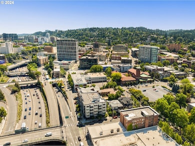 1631 NW Everett St unit 301, Portland, OR 97209 - photo 3