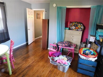 163 W Schroeder Way, Rushville, IN 46173 - photo 5