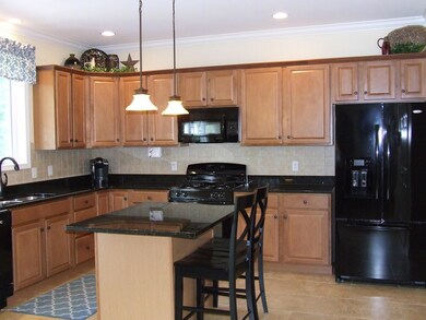 1234 Woodberry Dr, Mountain Top, PA 18707 - photo 5