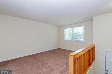 1402 Rogers Ln, Severn, MD 21144 - photo 5