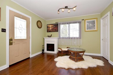 2155 Chase Ave, Des Plaines, IL 60018 - photo 2