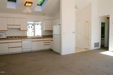Entry & Kitchen