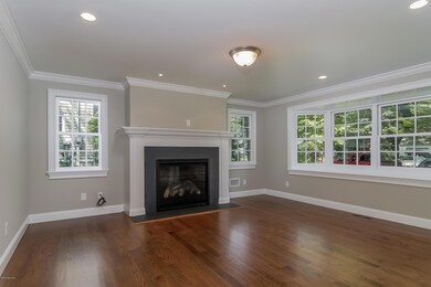 6 Dialstone Ln, Riverside, CT 06878 - photo 3