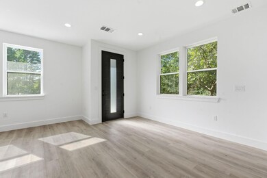 143 Onini Ct, Bastrop, TX 78602 - photo 6