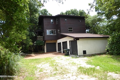 113 Hoop Pole Creek Dr, Atlantic Beach, NC 28512 - photo 3