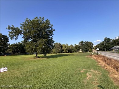 204 E 2nd St, Hartford, AR 72938 - photo 7