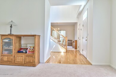 19 Chad Ln Howell NJ 07731 USA-large-013