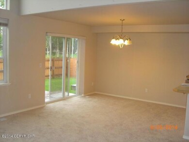 Dining Area w/Slider to Deck