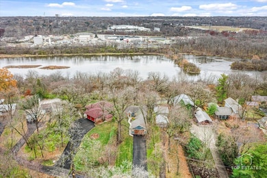 948 Woodland Ave, Batavia, IL 60510 - photo 4