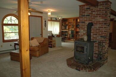 886 Middlesex Rd, Topsham, ME 04086 - photo 5