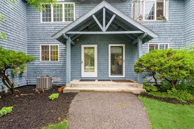 01_129PortlandAve_47_2001_HiRes