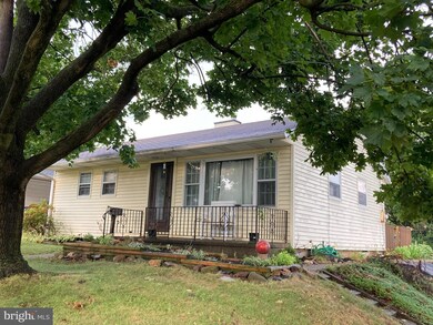 801 Chestnut St, Shoemakersville, PA 19555 - photo 3