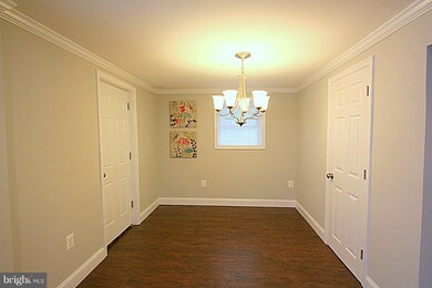 5007 Emo St, Capitol Heights, MD 20743 - photo 4