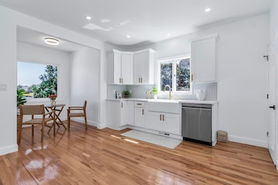 24 Ballard St, Saugus, MA 01906 - photo 4