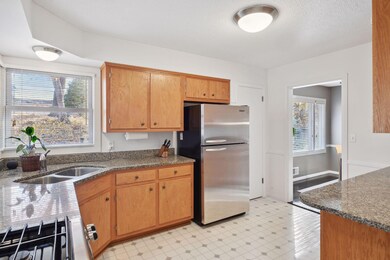 282 Glenbrook Rd N, Wayzata, MN 55391 - photo 4