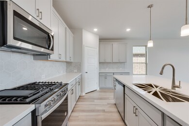 5809 Edward Dr, Aubrey, TX 76227 - photo 7