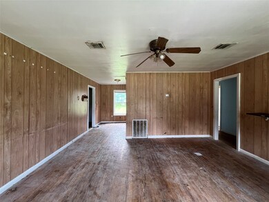 1105 Frost St, Rosenberg, TX 77471 - photo 2