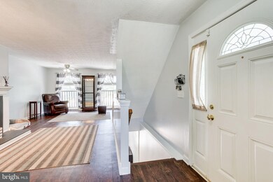 13997 Big Yankee Ln, Centreville, VA 20121 - photo 6