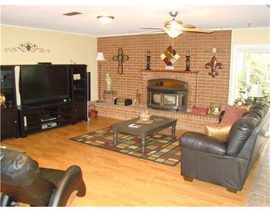 480 Edgewood Dr, Pineville, LA 71360 - photo 3