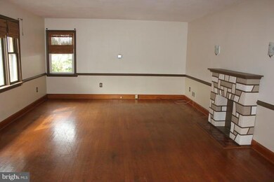 335 East Ave, Greencastle, PA 17225 - photo 4