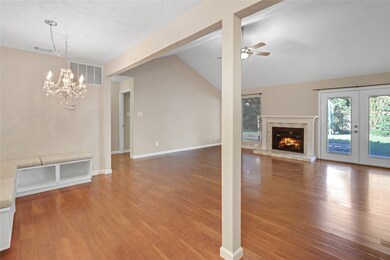 15310 Swan Creek Dr, Houston, TX 77095 - photo 4