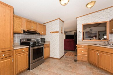 229 Ridge Rd, New Durham, NH 03855 - photo 2