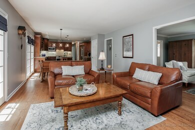 Open to Kitchen and Living Room