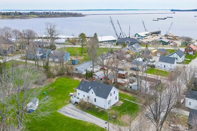 04-21TrinitySt-Rockland-KS