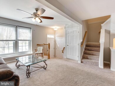 8608 Walcott Ct, Manassas, VA 20111 - photo 6