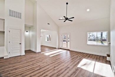 9 Shropshire Dr, Bella Vista, AR 72714 - photo 2