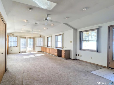 123 Grove St, West Hartford, CT 06110 - photo 5