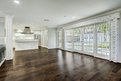 150 Warrenton Dr, Houston, TX 77024 - photo 6